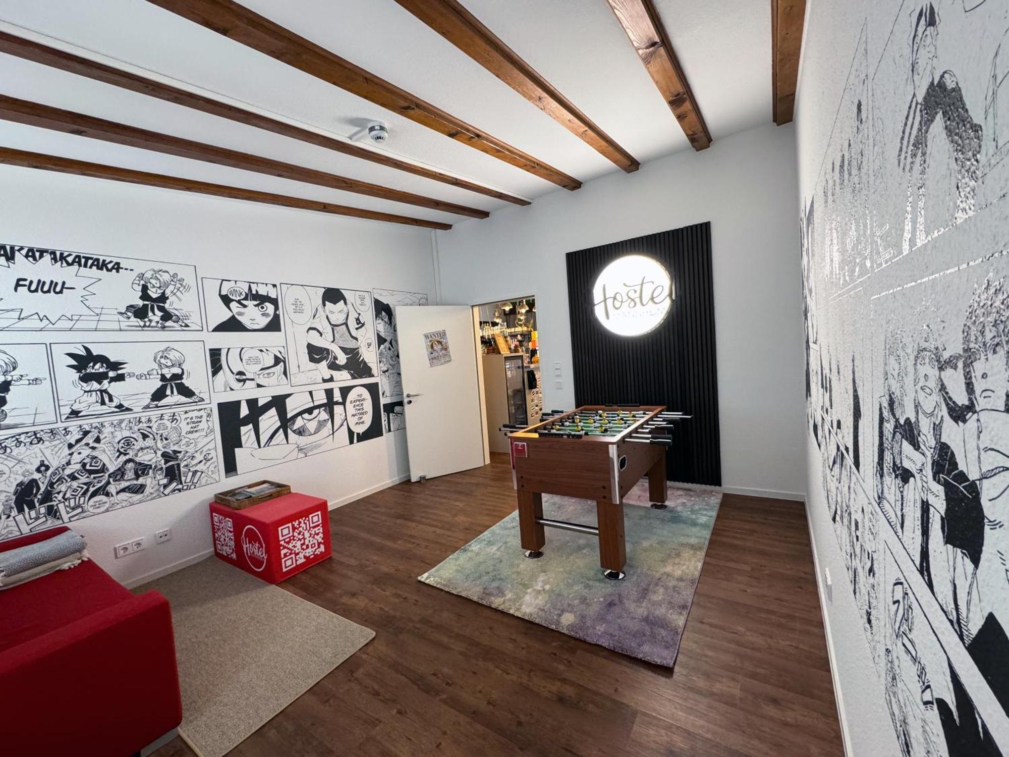 Hostel Mannheim Bagian luar foto The interior of the studio