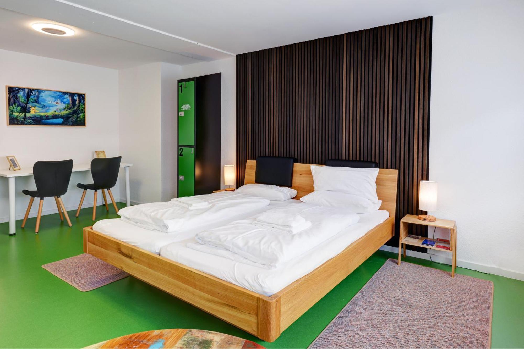 Hostel Mannheim Bagian luar foto A room at the hotel